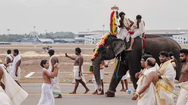 പത്മനാഭ സ്വാമി ക്ഷേത്രത്തിലെ അല്‍പശി ആറാട്ട്; തിരുവനന്തപുരം വിമാനത്താവളം ഇന്ന് അഞ്ച് മണിക്കൂര്‍ അടച്ചിടും