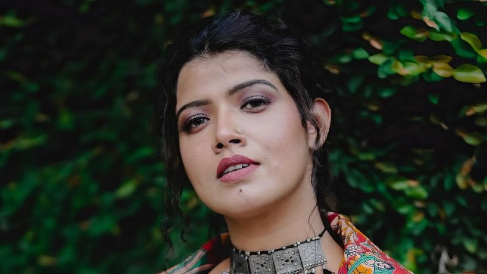 വാട്സ്ആപ്പിലൂടെ തട്ടിപ്പ് ; ഗായിക അമൃത സുരേഷിന്റെ 45,000 രൂപ നഷ്ടമായി