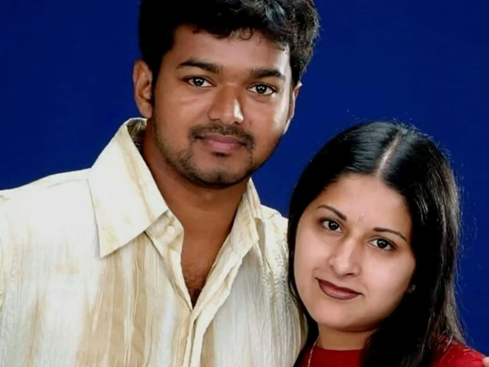 വിജയ്-സംഗീത വിവാഹമോചനക്കേസ് ഒത്തുതീര്‍പ്പിലേക്ക്? 250 കോടി നഷ്ട പരിഹാരം നല്‍കാമെന്ന് വിജയ്