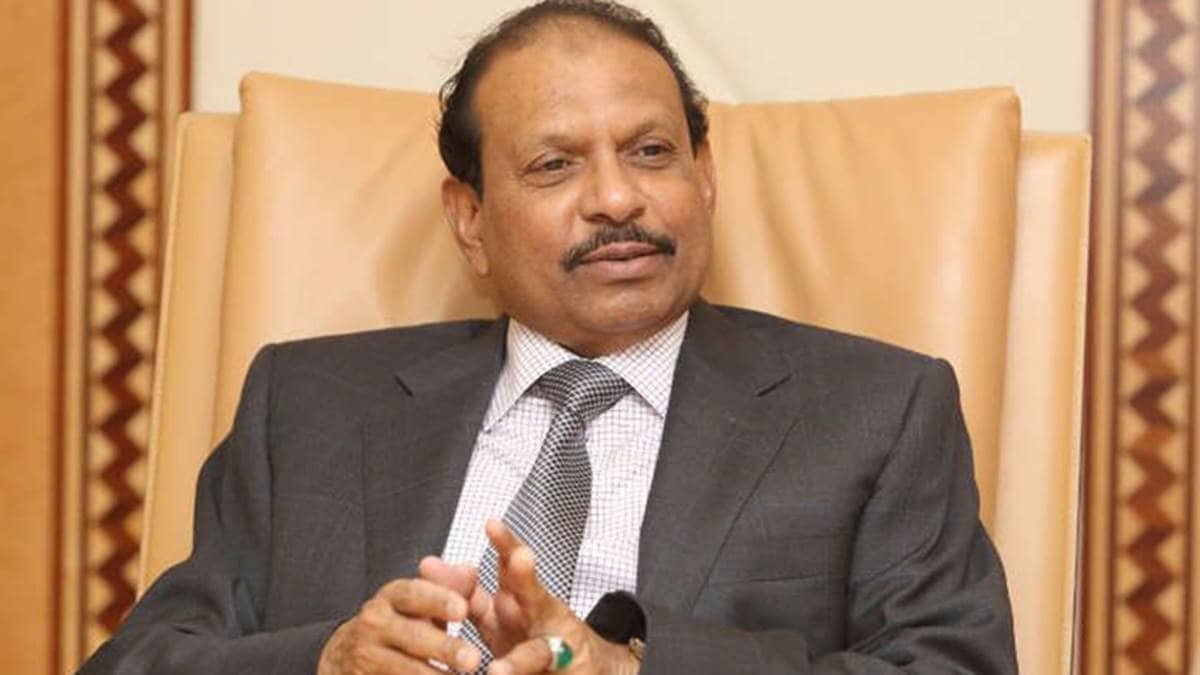 ‘എന്തുകൊണ്ട് മലയാളികള്‍ മാത്രമിങ്ങനെ, അങ്ങനെയൊന്നും ഗള്‍ഫിലില്ല’; യുദ്ധ പശ്ചാത്തലത്തില്‍ എം എ യൂസഫലി